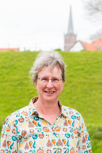 Annie Dijkstra | buurtmaatschappelijk werker | a.dijkstra@sociaalwerkdekop.nl | 06 835 230 61